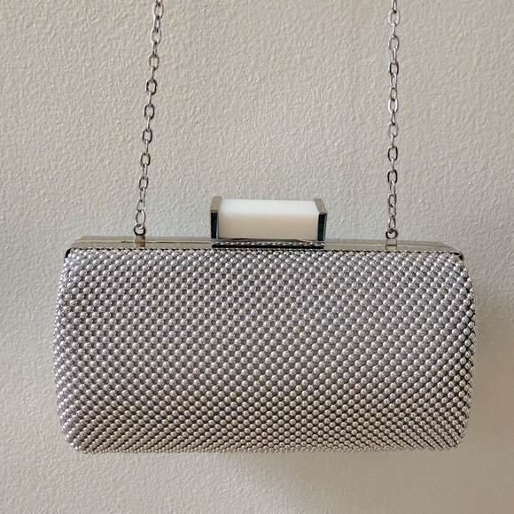 Silver metal evening bag - Picture 2 of 4